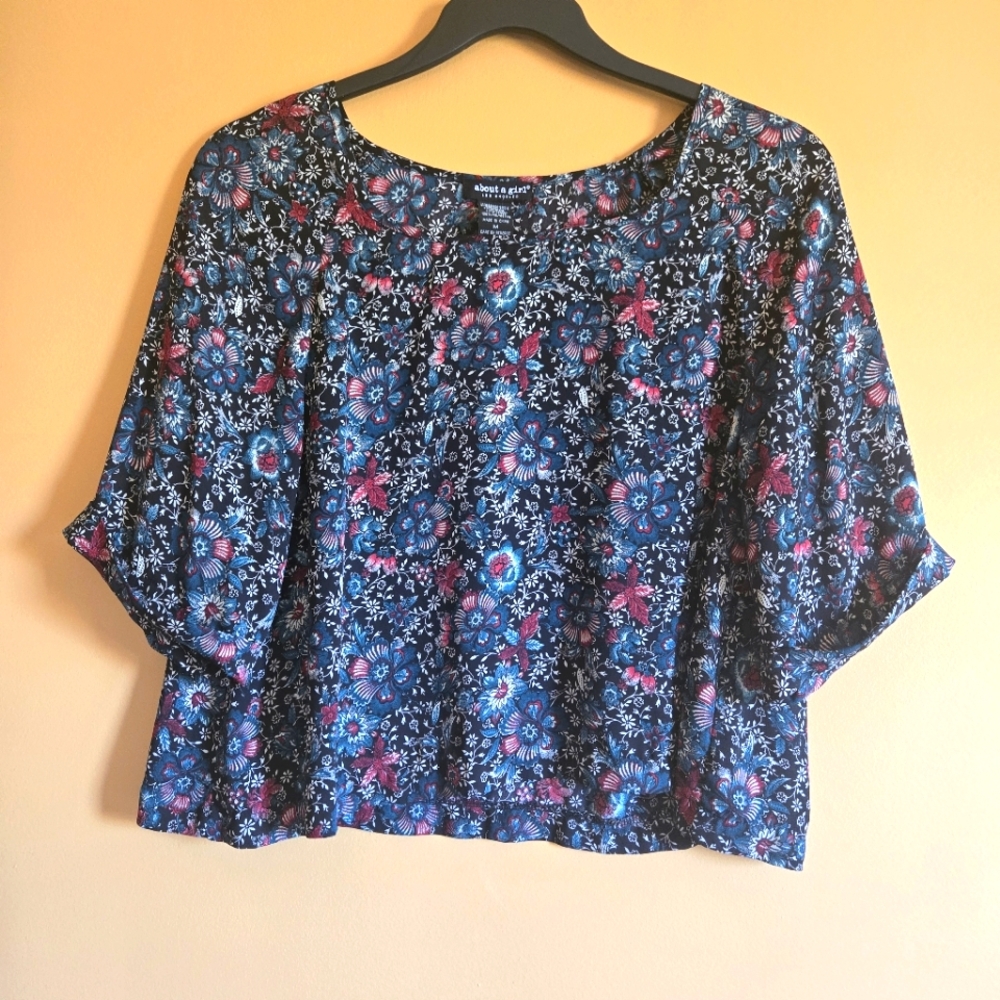about a girl Floral Top PTP=21